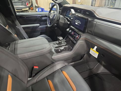 New 2026 GMC Sierra 1500 AT4 w/ AT4 Premium Package image 10