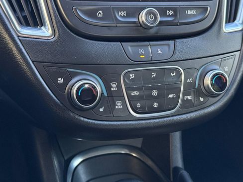 Used 2024 Chevrolet Malibu LT image 23