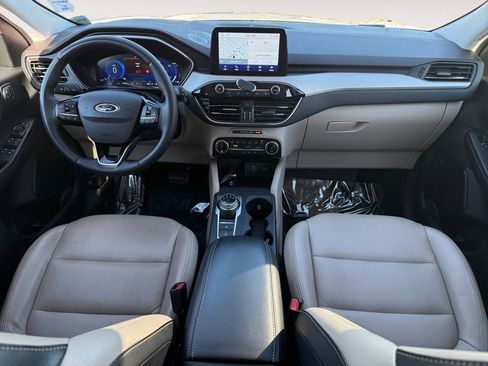 Used 2022 Ford Escape SEL w/ Technology Package image 29