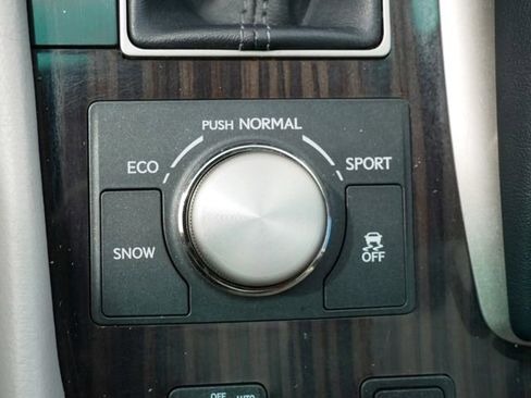 Used 2013 Lexus LS 460 AWD w/ Comfort Pkg image 19