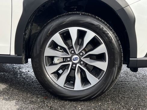 Certified 2025 Subaru Outback Limited image 10