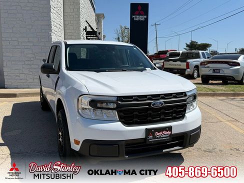 Used 2022 Ford Maverick XL image 1