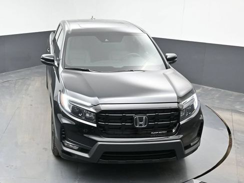 Used 2025 Honda Ridgeline Black Edition image 14