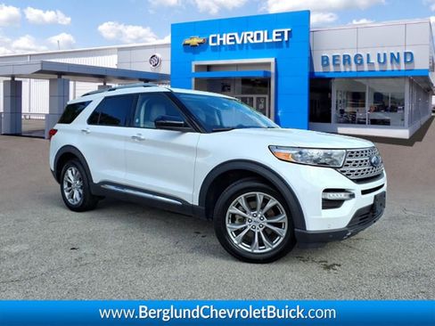 Used 2023 Ford Explorer Limited image 1