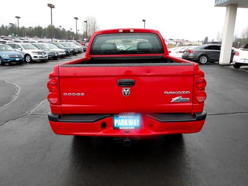 Used 2010 Dodge Dakota Big Horn image 4