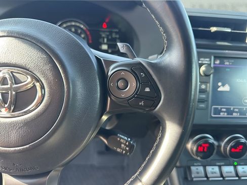 Used 2024 Toyota GR86 image 14