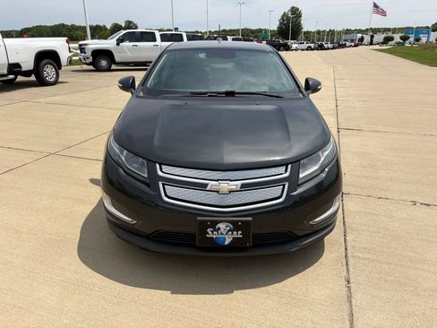Used 2015 Chevrolet Volt Premium w/ Premium Trim Package FWD image 9