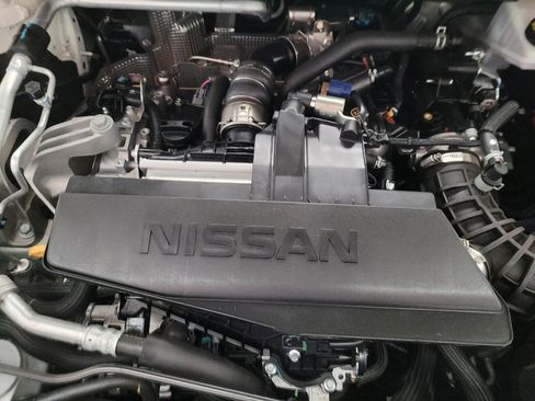 Used 2024 Nissan Rogue S FWD image 30