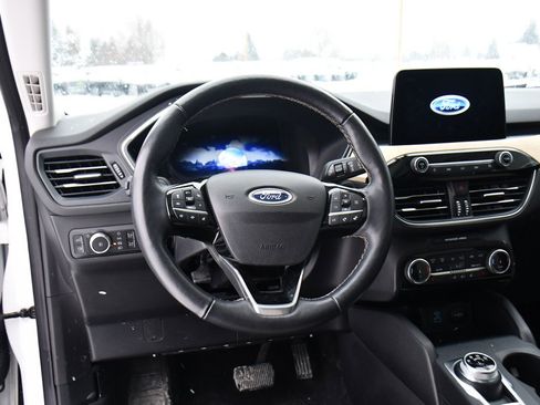 Used 2022 Ford Escape Titanium w/ Titanium Elite Package image 12