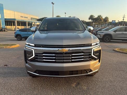 New 2025 Chevrolet Suburban Premier w/ Sun And Tow Package image 2