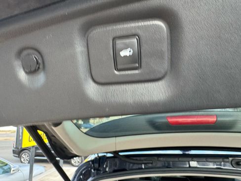 Used 2018 INFINITI QX60 Luxe image 18