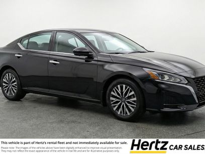 Used 2025 Nissan Altima 2.5 SV