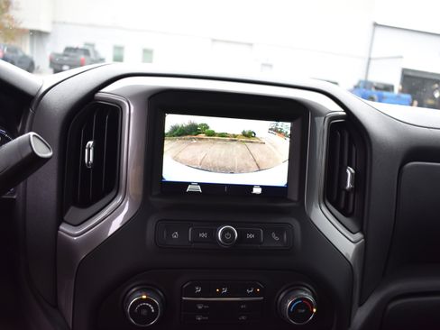 Used 2021 Chevrolet Silverado 1500 Custom Trail Boss w/ LPO, Dark Essentials Package image 17