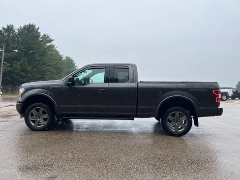 Used 2018 Ford F150 XLT w/ Equipment Group 302A Luxury AWD/4WD image 9