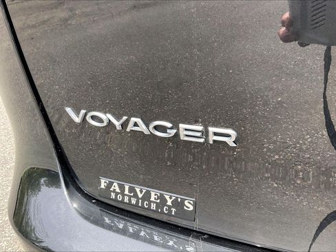 Certified 2023 Chrysler Voyager LX FWD image 29