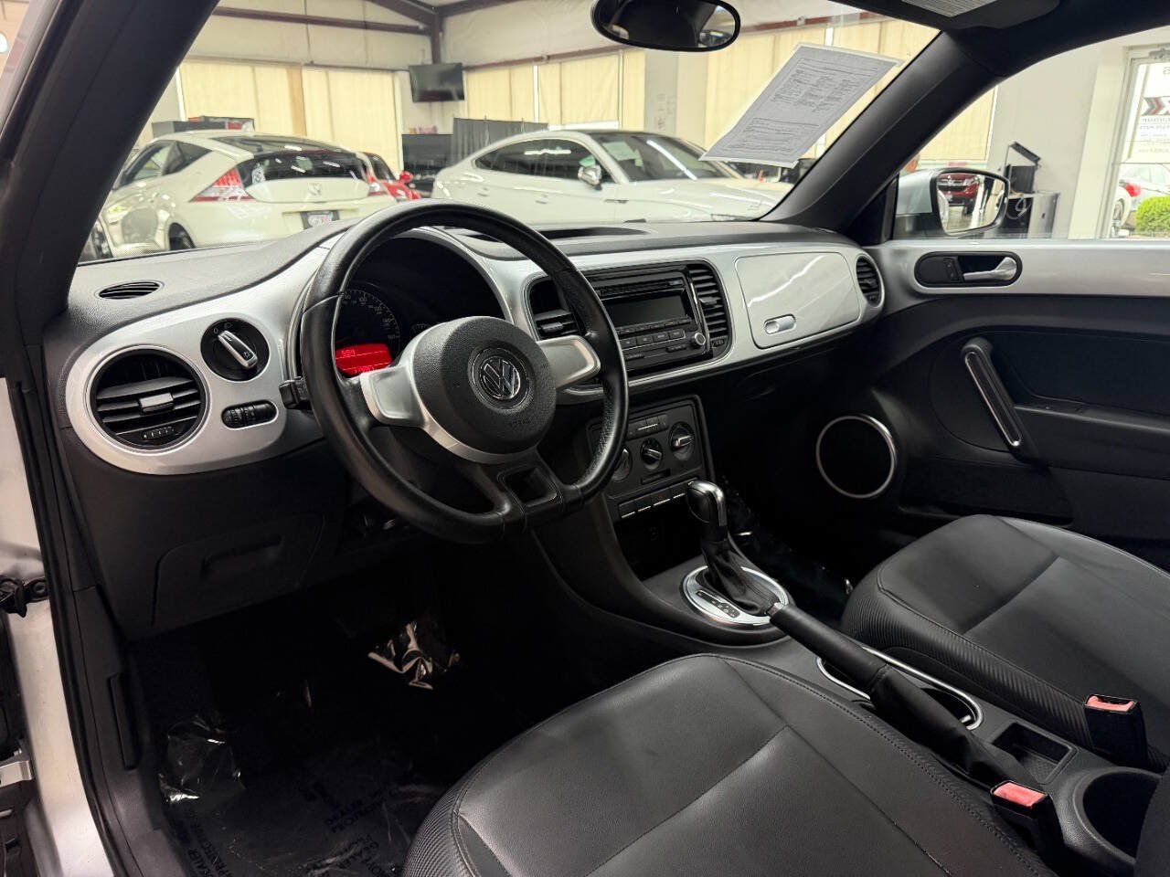 Used 2012 Volkswagen Beetle 2.5 FWD image 15
