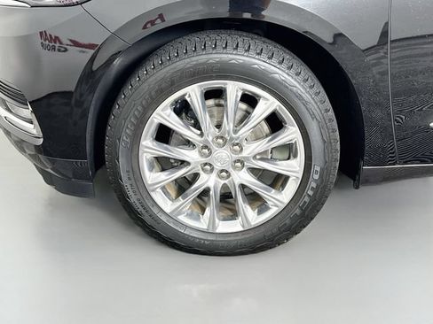 Used 2020 Buick Enclave Premium w/ Sun and Sites Package AWD/4WD image 30