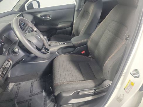 Certified 2025 Honda HR-V Sport image 19