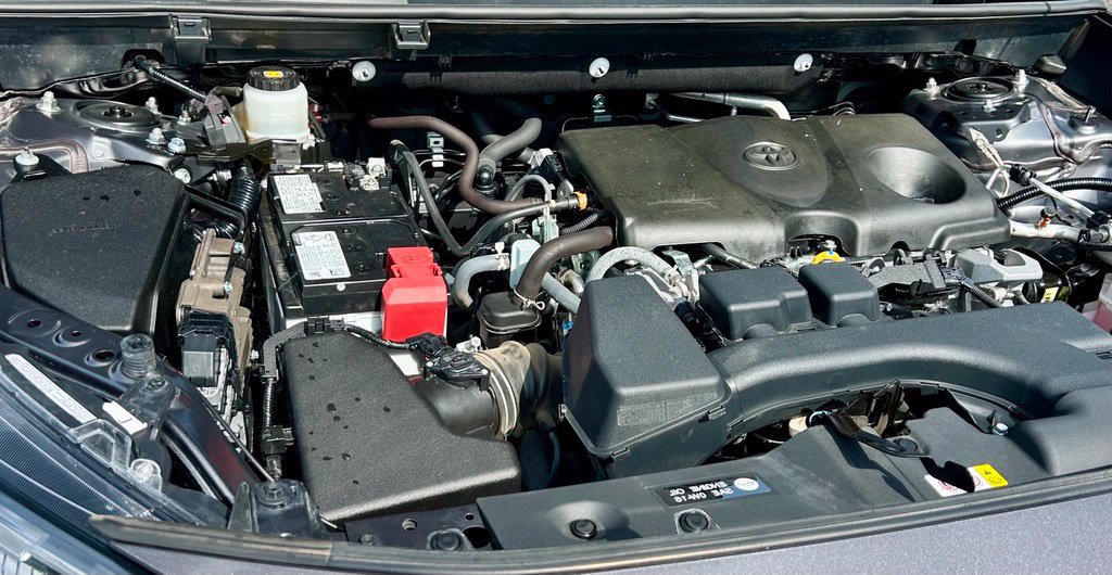Certified 2025 Toyota RAV4 XLE FWD image 24