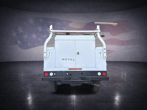 Used 2021 RAM 2500 Tradesman RWD image 4