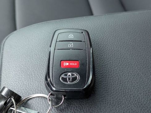 Used 2024 Toyota Tacoma SR5 AWD/4WD image 42