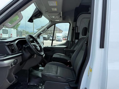 Used 2020 Ford Transit 250 Medium Roof AWD image 14