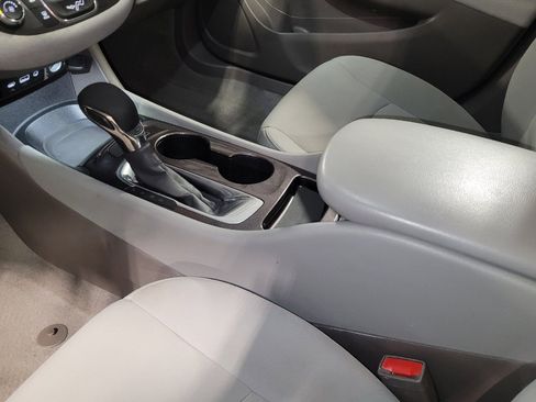 Used 2022 Chevrolet Malibu LS FWD image 26