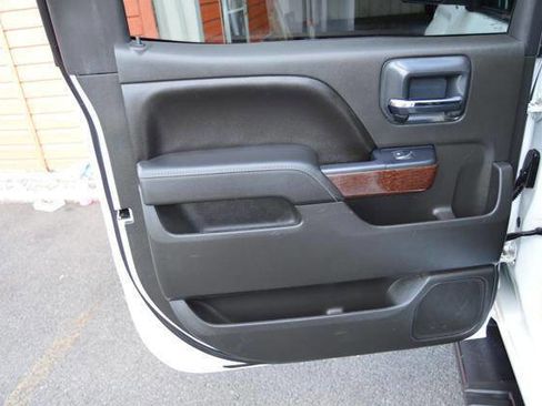 Used 2014 GMC Sierra 1500 SLE w/ SLE Value Package image 43