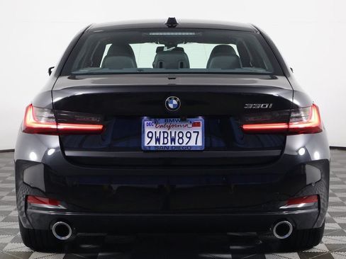 Certified 2026 BMW 330i Sedan w/ Premium Package RWD image 5