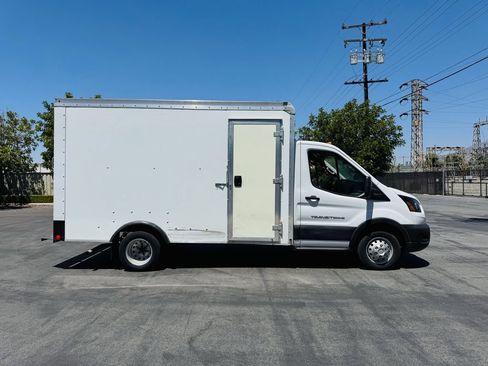 Used 2023 Ford Transit 350 DRW RWD image 3