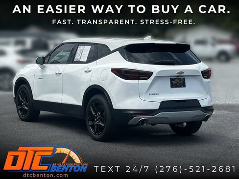 Used 2023 Chevrolet Blazer LT FWD image 7