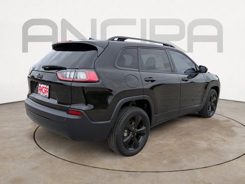 Used 2020 Jeep Cherokee Latitude Plus FWD image 10