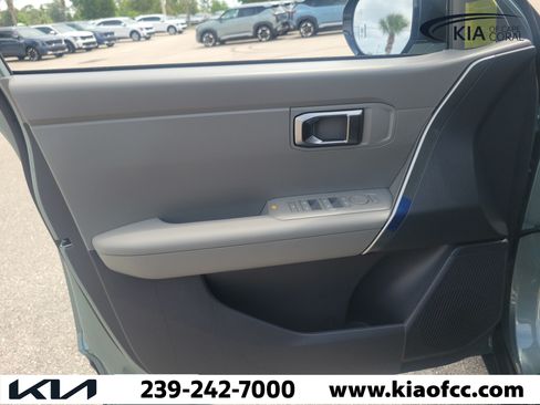 New 2027 Kia Seltos S FWD image 24