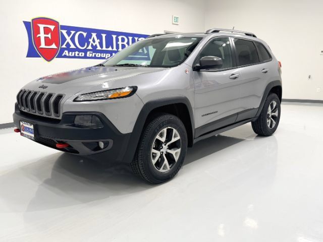 Used 2015 Jeep Cherokee Trailhawk w/ Comfort/Convenience Group AWD/4WD image 20