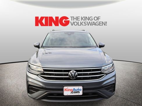 Certified 2023 Volkswagen Tiguan SE AWD/4WD image 9
