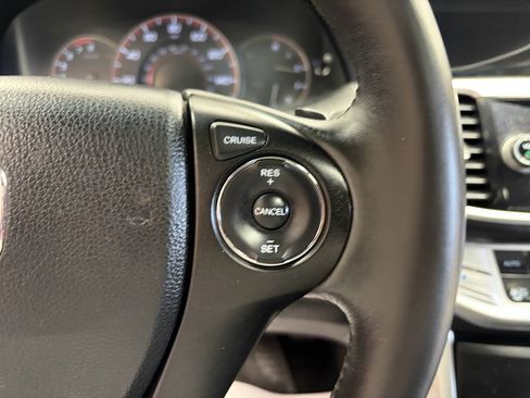 Used 2015 Honda Accord EX-L image 15