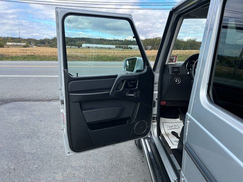 Used 2015 Mercedes-Benz G 550 image 15