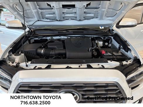 Used 2022 Toyota Tacoma TRD Sport image 22