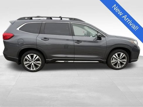 Used 2019 Subaru Ascent Limited AWD/4WD image 8