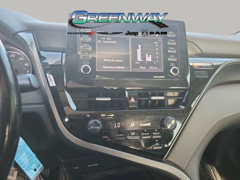 Used 2021 Toyota Camry SE image 12