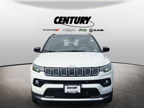 Used 2025 Jeep Compass Limited AWD/4WD image 9