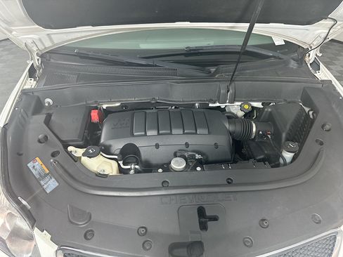 Used 2012 Chevrolet Traverse LT FWD image 35