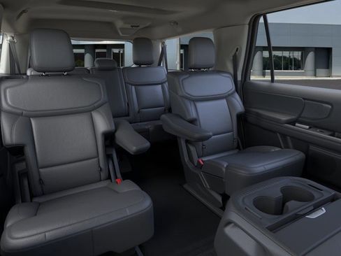 New 2026 Ford Expedition Max Active AWD/4WD image 11