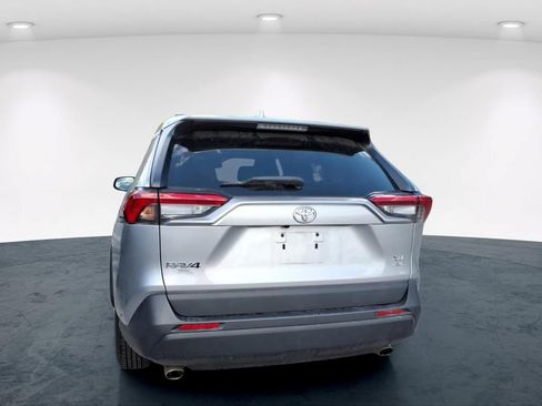 Used 2019 Toyota RAV4 XLE AWD/4WD image 15