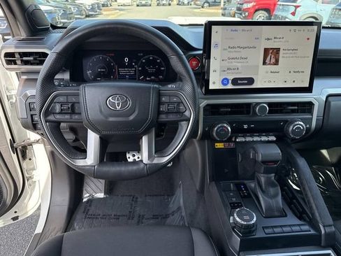 Used 2024 Toyota Tacoma TRD Sport w/ TRD Sport Upgrade Package AWD/4WD image 18