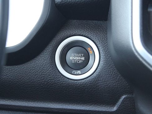 Used 2019 RAM 1500 Big Horn image 29