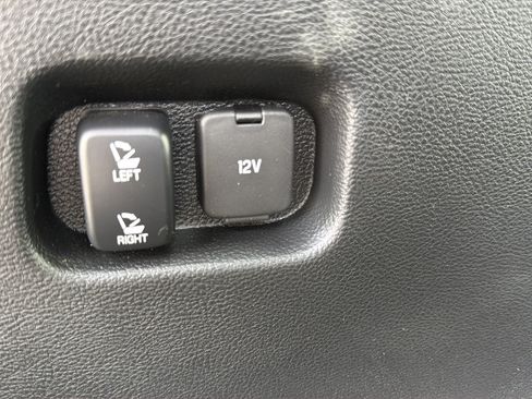 Used 2023 Ford Edge Titanium AWD/4WD image 18