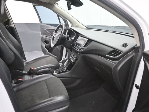 Used 2018 Buick Encore Preferred FWD image 16