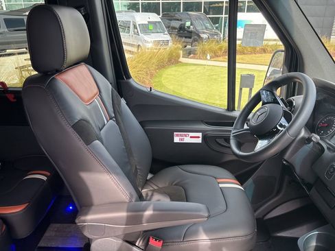 New 2025 Mercedes-Benz Sprinter 3500 image 38