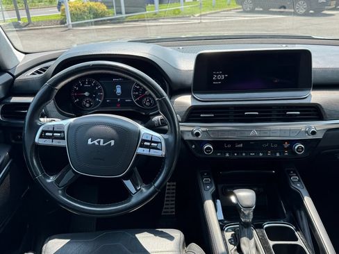 Used 2022 Kia Telluride SX w/ SX Prestige Package AWD/4WD image 13